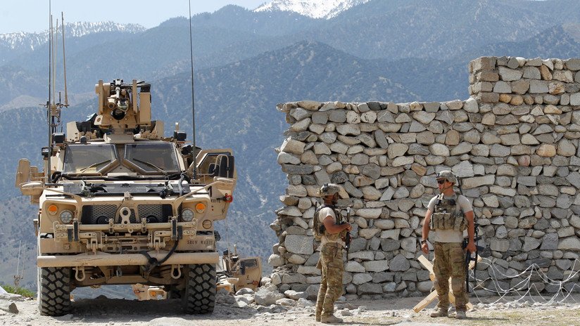 Trump afirma que las tropas de EE.UU. pueden regresar "muy rápidamente" a Afganistán y Siria si es necesario
