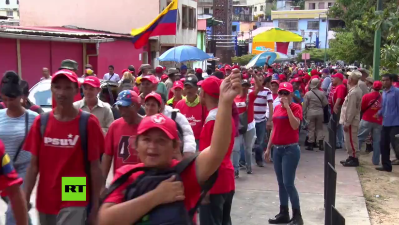 VIDEO: Marchan en Caracas para conmemorar a Hugo Chávez