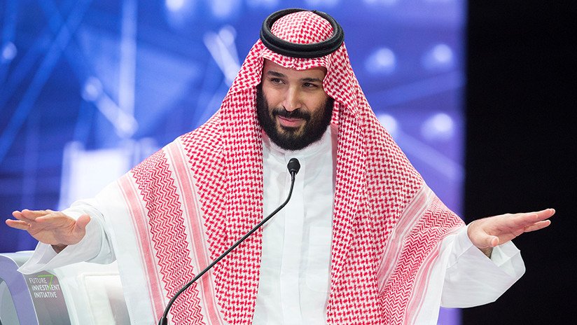 NYT: El príncipe heredero saudita dijo que usaría "una bala" contra Khashoggi un año antes del asesinato