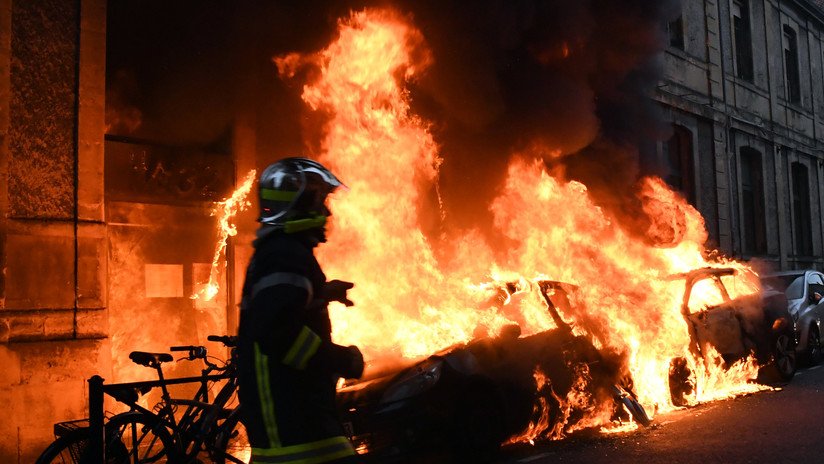 Nuevo 'sábado de ira' en Francia: Los 'chalecos amarillos' encadenan 13 semanas seguidas de protestas