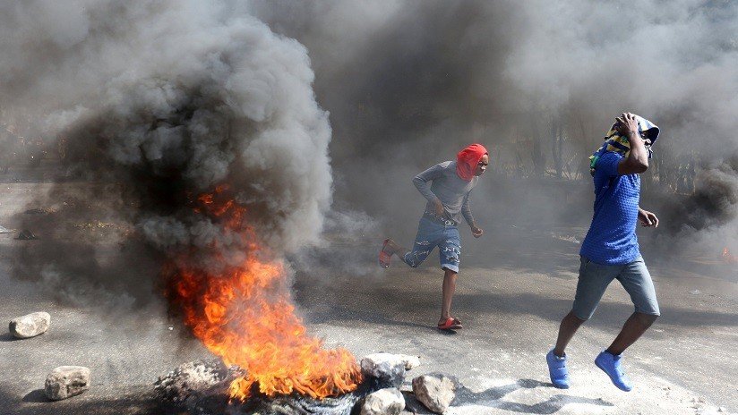 EE.UU. ordena retirar su personal diplomático no esencial de Haití 