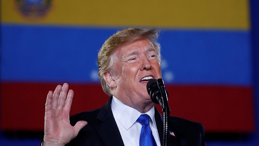 Trump se dirige al Ejército de Venezuela y ofrece dos caminos a seguir