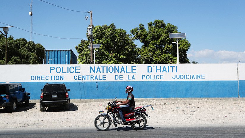 'Gracias, Casa Blanca': Habla uno de los estadounidenses arrestados con armas en Haití en medio de las protestas