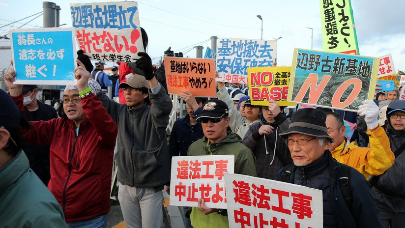Japón continuará el traslado de una base militar de EE.UU. en Okinawa en contra de su pueblo
