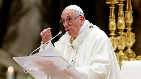 El papa Francisco viaja a Emiratos Árabes Unidos en su primera visita a la península de Arabia