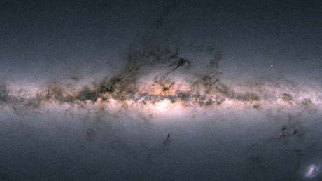 Muestran un río de 4.000 estrellas que fluye cerca del Sol