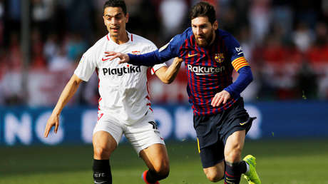 Se viraliza un mensaje dedicado a Messi escrito por un jugador del Sevilla tras caer derrotado ante el Barcelona