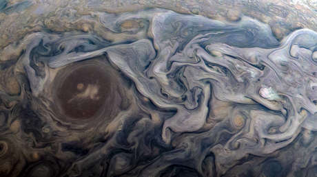 La sonda Juno capta una nueva imagen "dramática" de la atmósfera de Júpiter