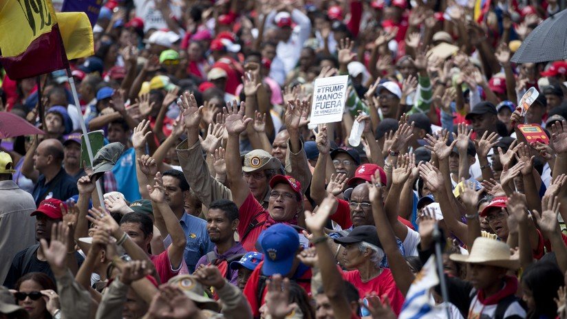Maduro convoca a "marchas antimperialistas" para derrotar a la "minoría alocada"