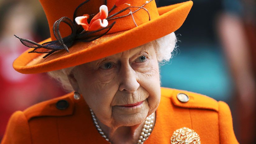 La reina británica publica su primera foto en Instagram a la edad de 92 años