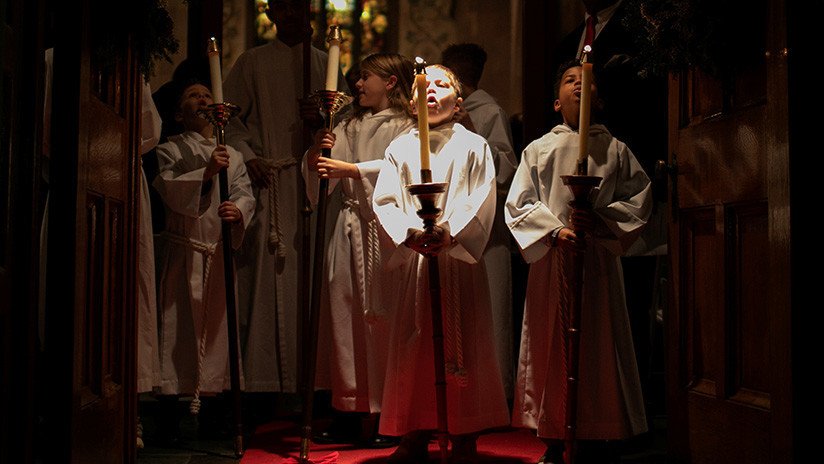 "Los niños buscan ternura": Sacerdote francés enciende la Red con comentarios sobre los abusos en la Iglesia