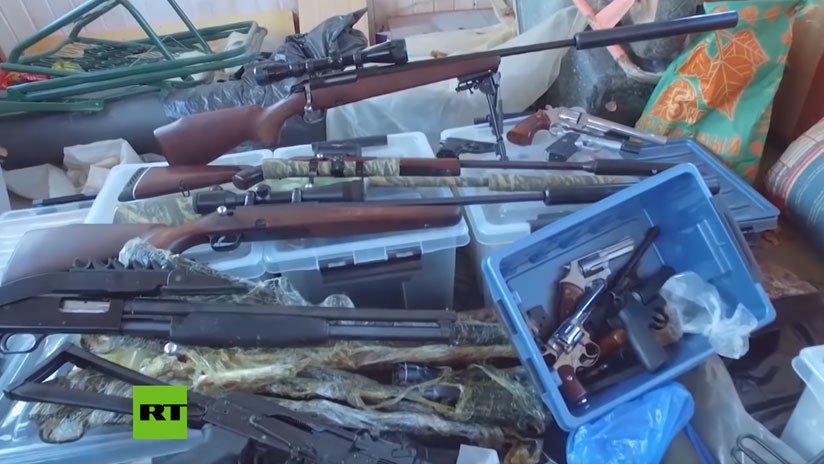 VIDEO: Descubren un alijo de armas de una peligrosa banda criminal rusa de los 90