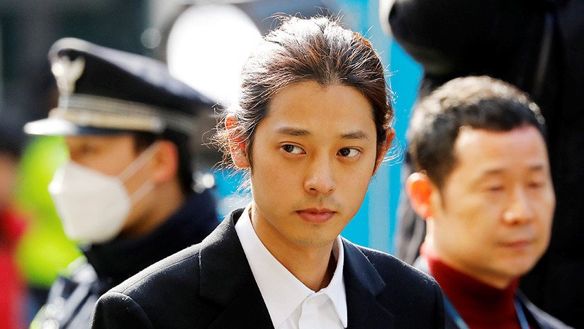 Arrestan al cantante de pop surcoreano Jung Joon-young por compartir videos sexuales de mujeres con las que estuvo