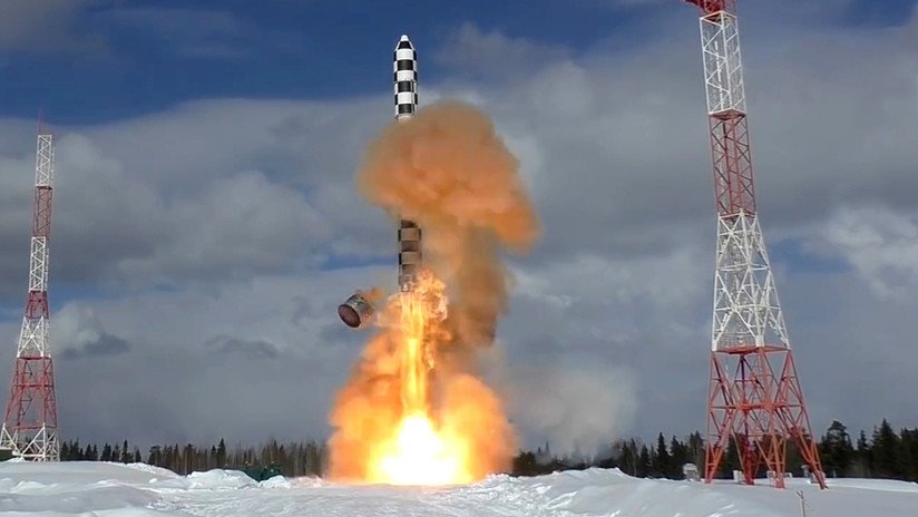 Rusia: "El nuevo misil intercontinental ruso Sarmat será capaz de despedazar cualquier sistema antiaéreo"