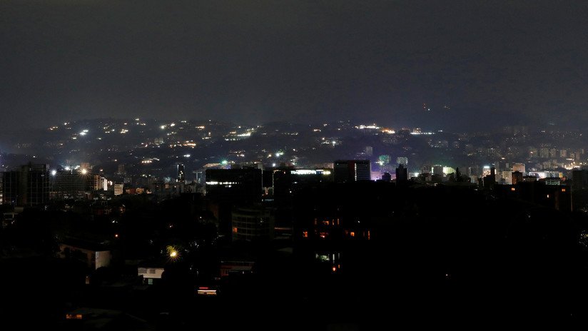 Caracas queda otra vez a oscuras por un nuevo apagón