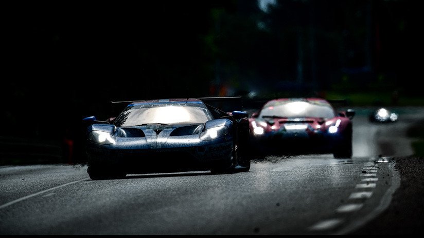 VIDEO, FOTO: Este Ford GT alcanza una velocidad de 483 km/h en una pista de 1.600 metros