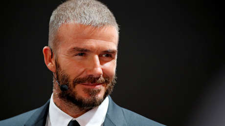 VIDEOS, FOTOS: Una broma a David Beckham sobre una estatua en su honor con los ojos desviados se vuelve viral en la Red