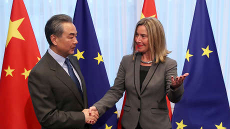 El ministro de Exteriores de China califica como "anormales e inmorales" las acusaciones contra Huawei 