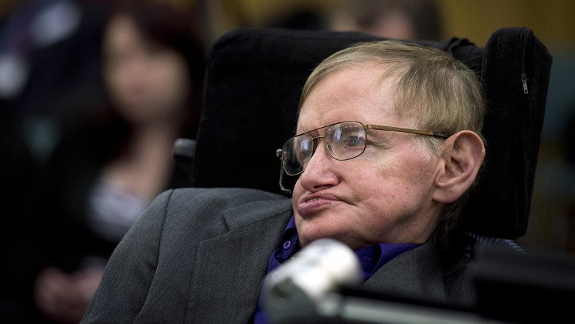 'Retiran' la moneda conmemorativa de Stephen Hawking por el día de los inocentes