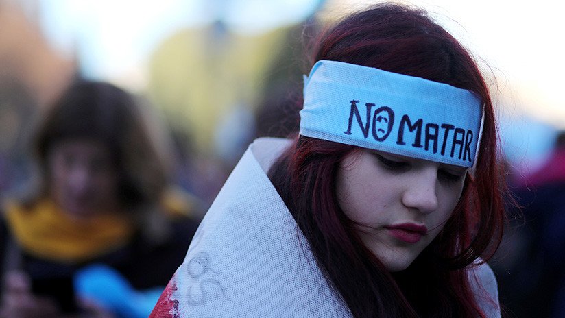 Grupos contra el aborto buscan que niña abusada de 11 años dé a luz en Argentina