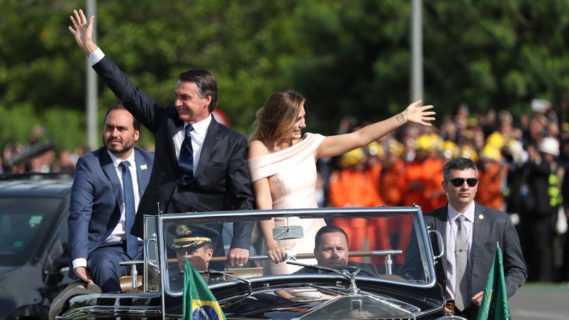 Bolsonaro cumple 100 días en el poder entre polémicas, ceses y una popularidad en caída libre
