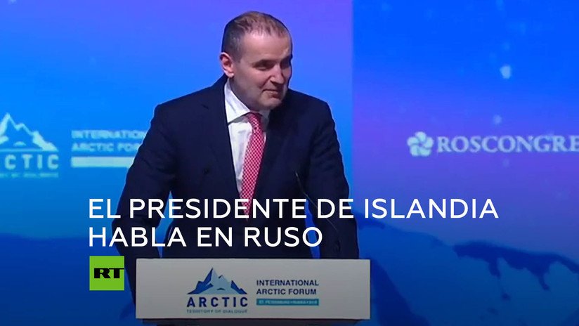 El presidente de Islandia muestra su dominio del ruso