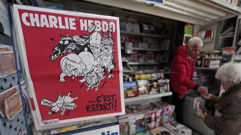 La revista satírica Charlie Hebdo reacciona al incendio de Notre Dame 'quemando' el pelo a Macron