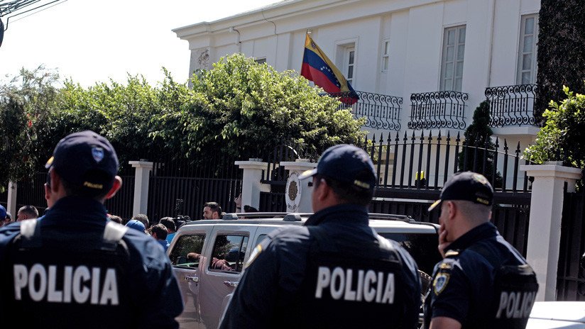 El personal diplomático de Venezuela abandona la Embajada en Costa Rica tras la orden de expulsión