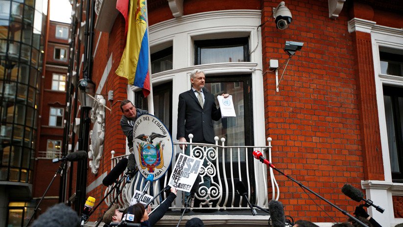 "Eso es mentira": Lenín Moreno niega la relación del caso Assange con los 'INA Papers' y la deuda del FMI