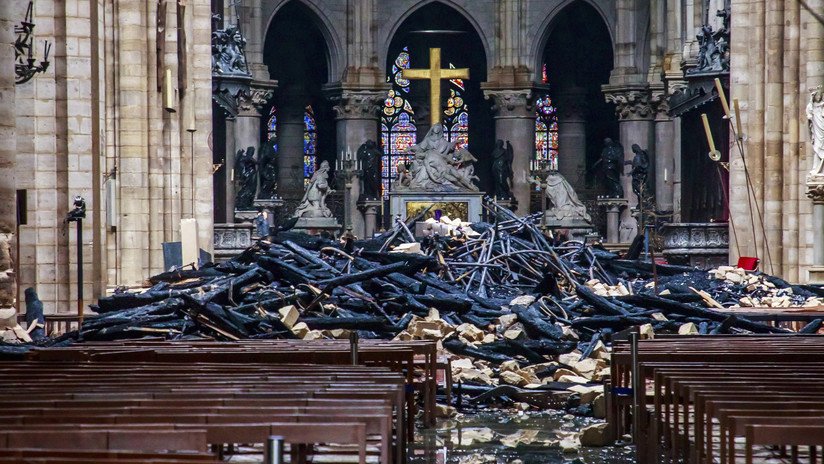 Una restauradora argentina sugiere otra posible causa del gran incendio en Notre Dame