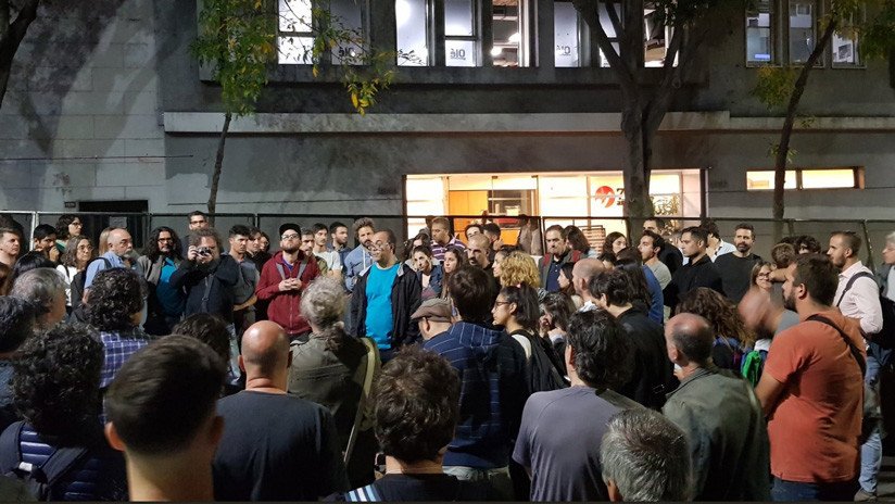 Despido masivo de periodistas: la polémica decisión del diario argentino Clarín