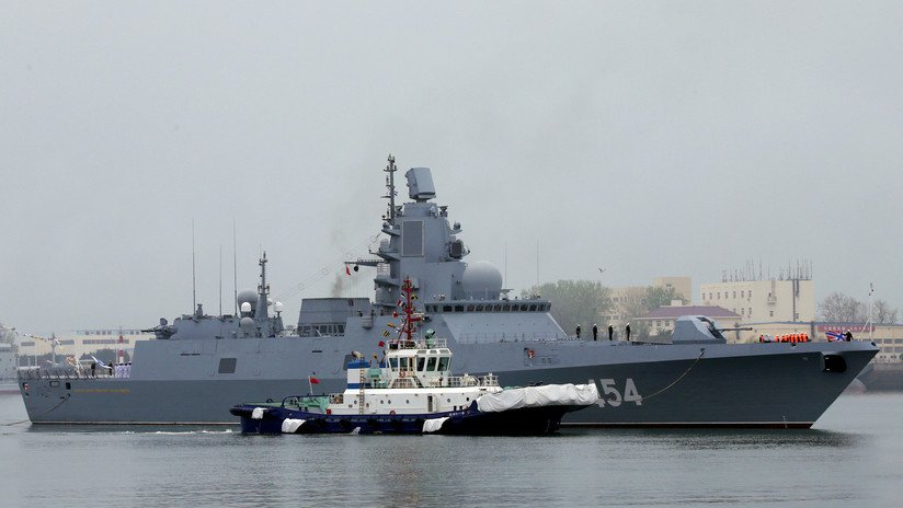 FOTOS, VIDEOS: Naves de Rusia y la India llegan a China para participar en las celebraciones del 70.º aniversario de su Armada