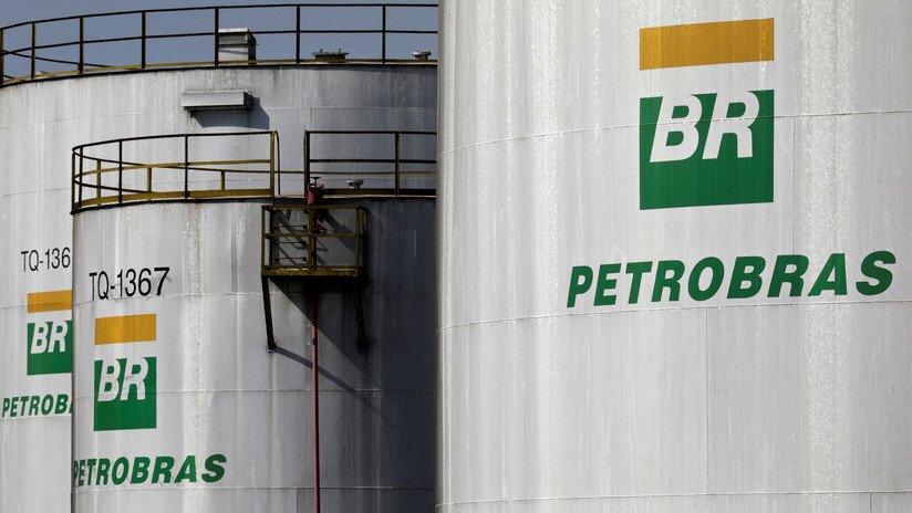 Detectan una fuga de petróleo en una plataforma de Petrobras en Brasil