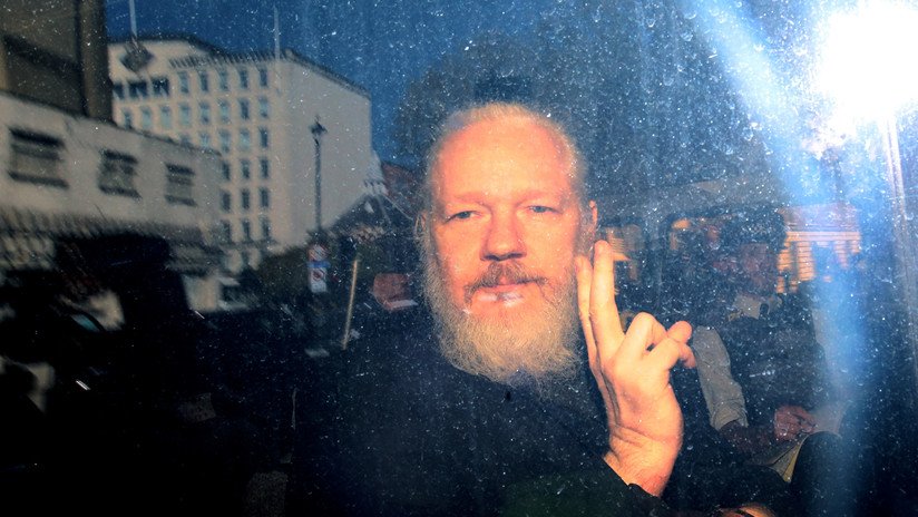 WikiLeaks denuncia espionaje de Ecuador a Assange y demanda a varios españoles por extorsión
