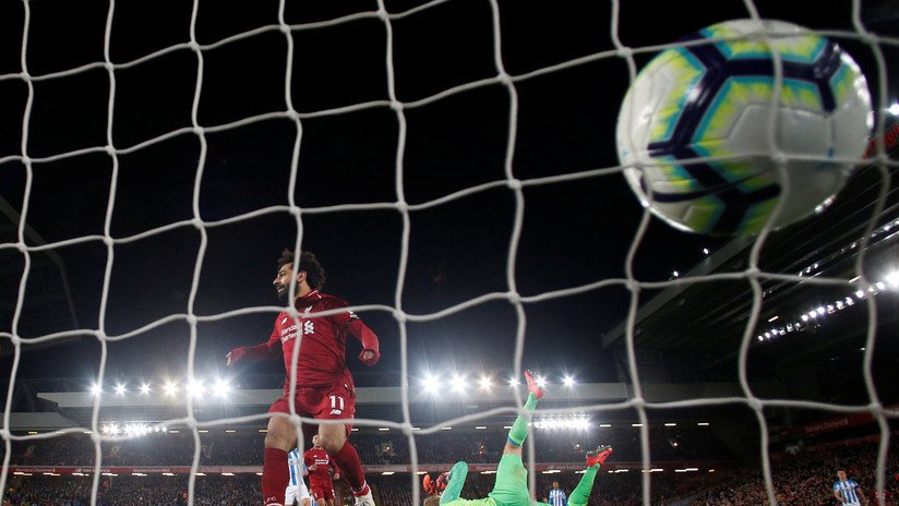 Aparece una paloma muerta en un partido del Liverpool y la Red sospecha de Mohamed Salah