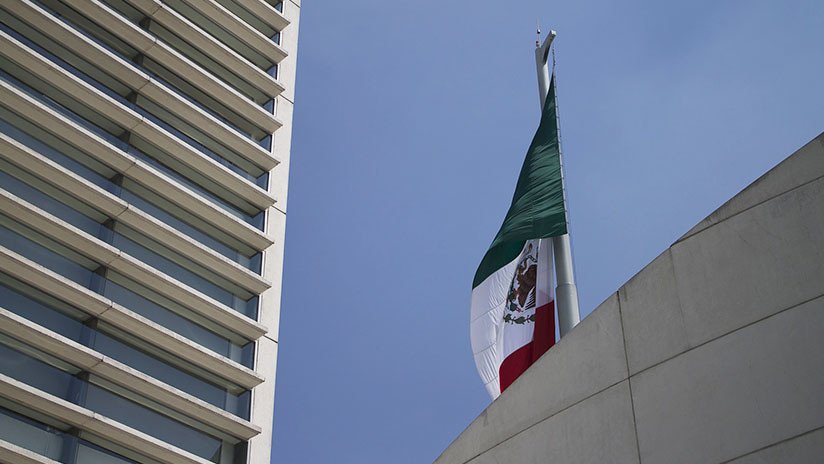 Senado mexicano aprueba en lo general la reforma educativa