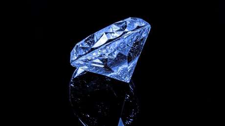 FOTO: Descubren en Botsuana un "excepcional" diamante azul de 20 quilates