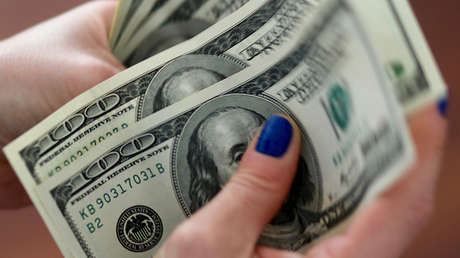 El dólar vuelve a subir en Argentina y alcanza los 44,92 pesos