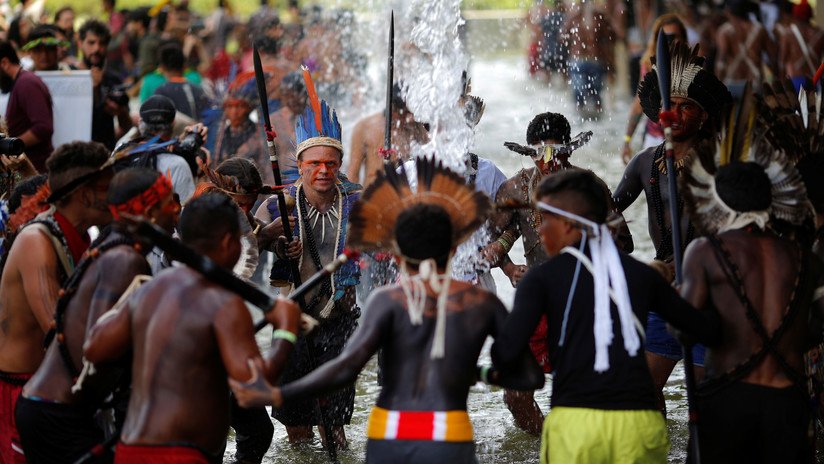 Victoriosos pero en alerta: Las comunidades indígenas de Brasil, en lucha por su sistema de salud 