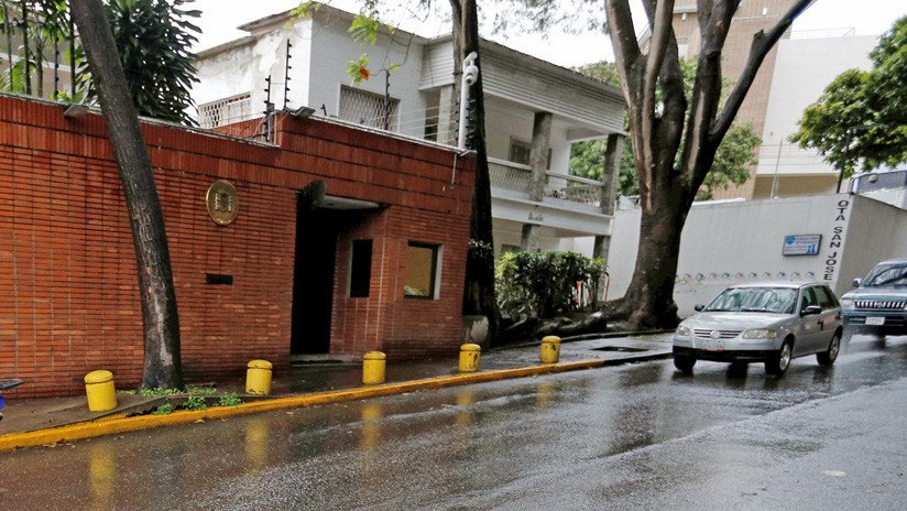 España aclara que Leopoldo López no puede pedir asilo desde la Embajada en Caracas