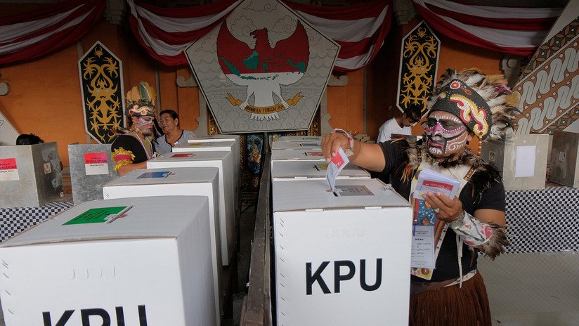Indonesia da a conocer las causas de muerte de los más de 500 funcionarios durante el cómputo de votos en las elecciones