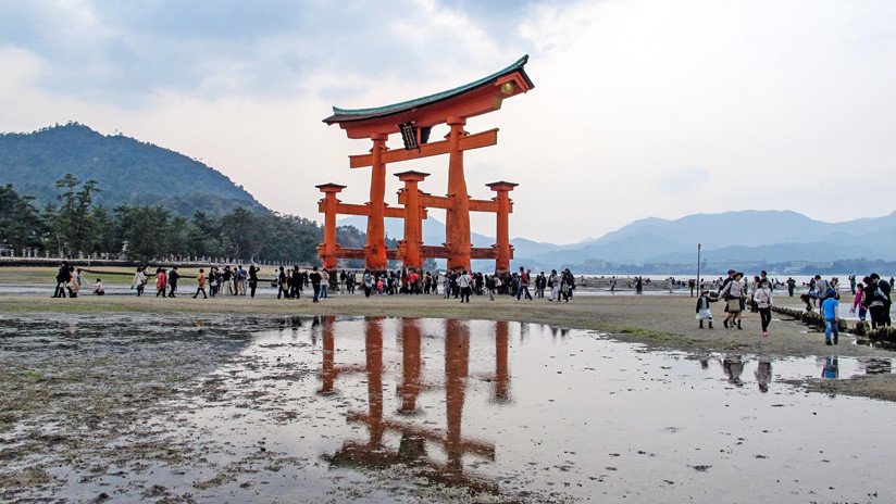 Extrañas partículas en una playa cerca de Hiroshima serían 'huellas' de la explosión atómica (FOTO)