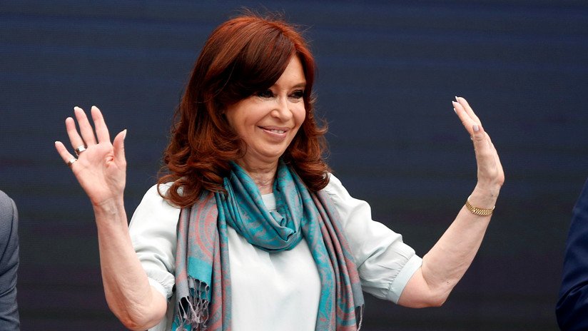 Cristina Kirchner pide a la oposición armar una "coalición amplia" de cara a las elecciones en Argentina
