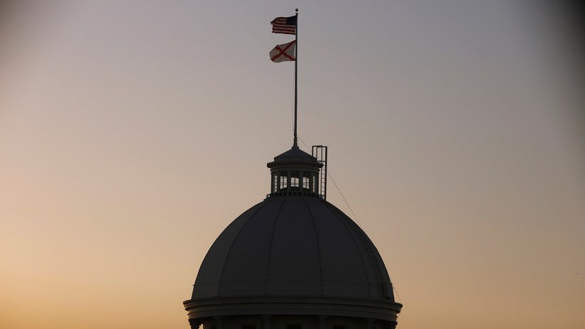 El Senado de Alabama aprueba prohibir el aborto, sin excepciones para los casos de violación o de incesto