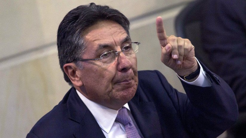 El fiscal general de Colombia renuncia, tras orden de liberación de un líder de las Farc