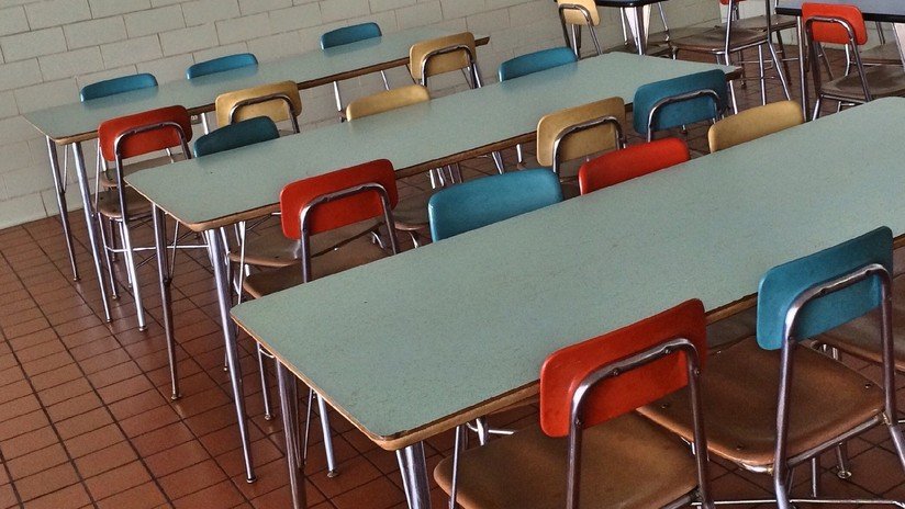 EE.UU.: Despiden a la empleada de un comedor escolar que dio comida a un estudiante sin dinero