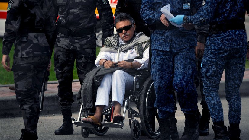 Senador colombiano afirma que el exlíder de las FARC 'Jesús Santrich' quiso "quitarse la vida" en prisión