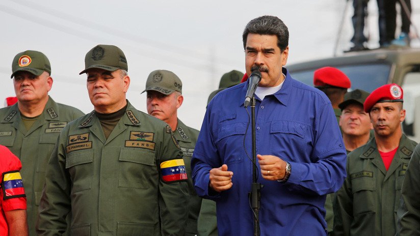 Maduro a los militares venezolanos: "Si surge un traidor, hay que capturarlo inmediatamente"