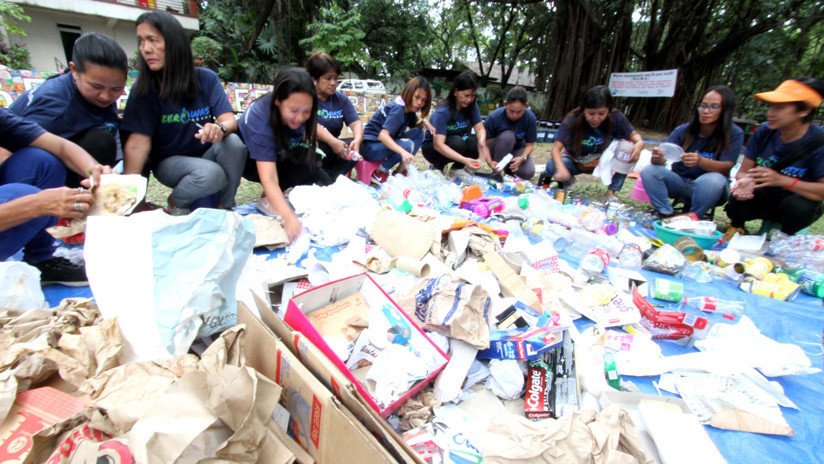 El presidente filipino ordena repatriar basura canadiense hasta botarla en sus aguas 