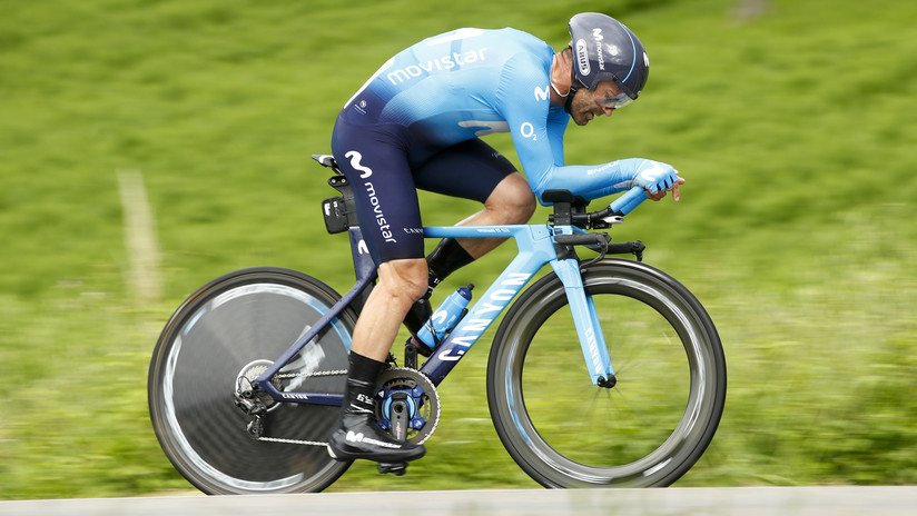 FOTOS: Ciclista español muestra efectos impactantes en sus piernas durante el Giro de Italia 2019
